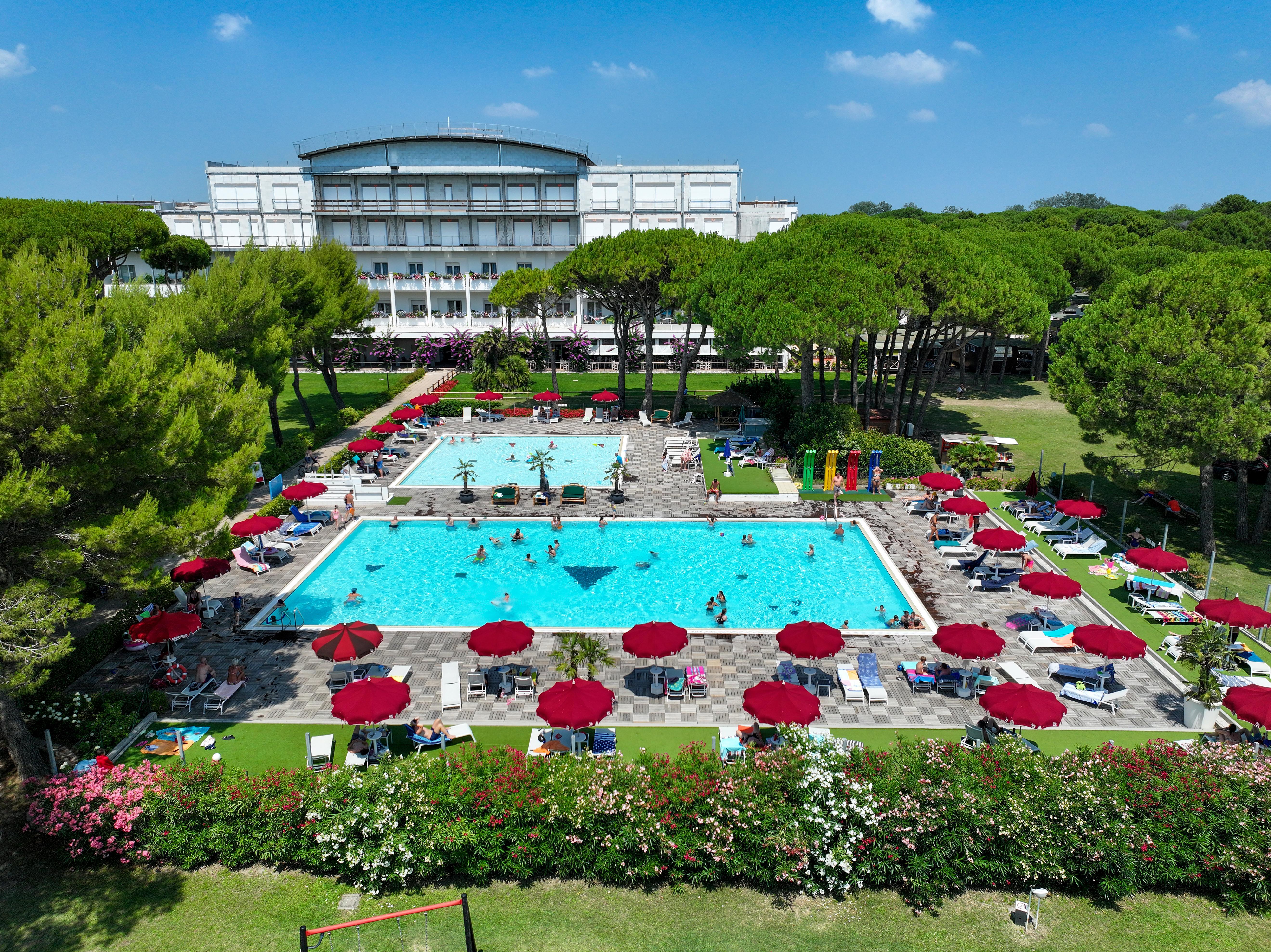 Il Tridente Hotel Bibione Exterior photo