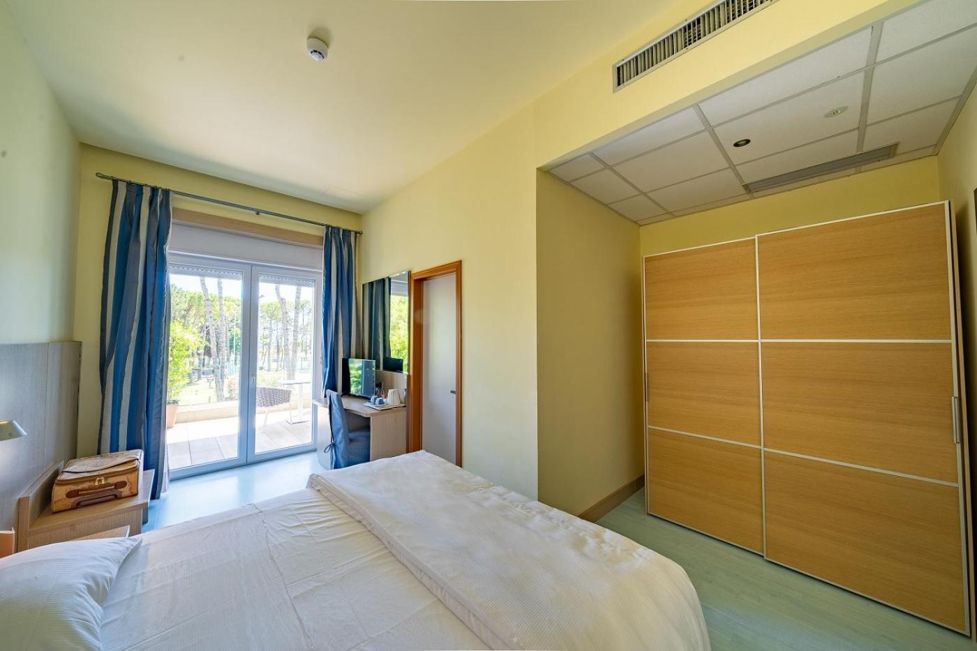 Il Tridente Hotel Bibione Exterior photo