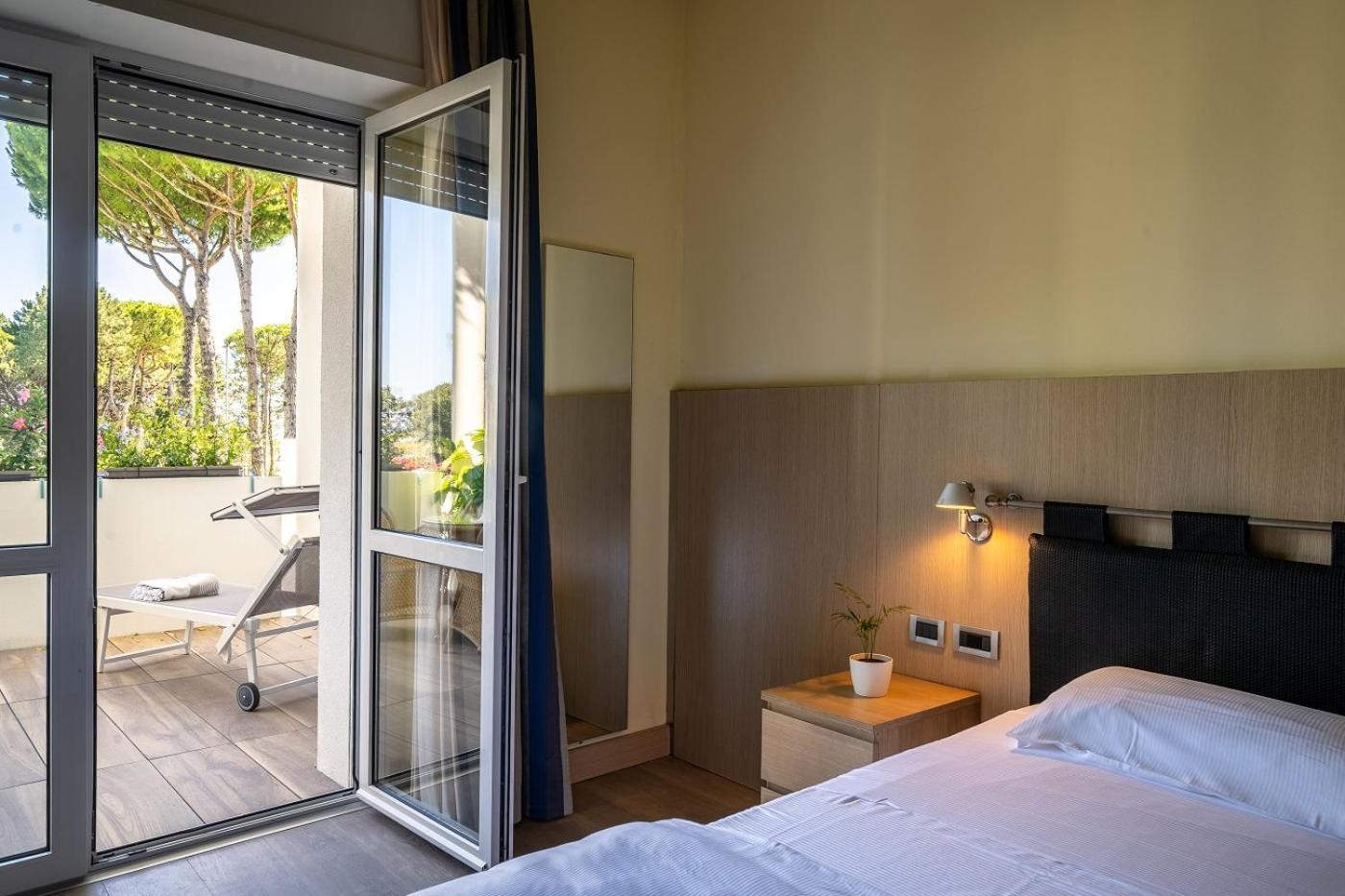 Il Tridente Hotel Bibione Exterior photo